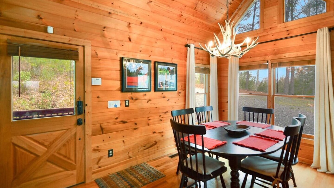 Photo of Bedroom in Ridgeline Vistas