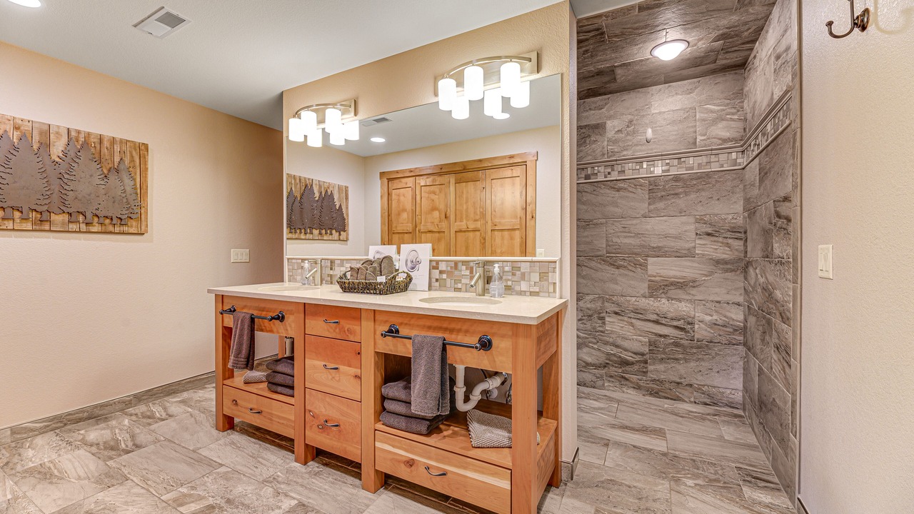 Photo of Bathroom in Spearfish