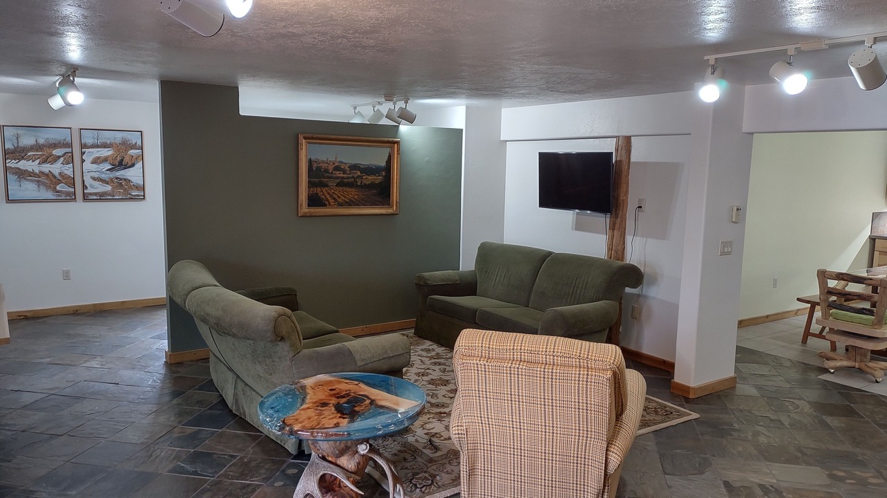 Photo of Livingroom in Thayne