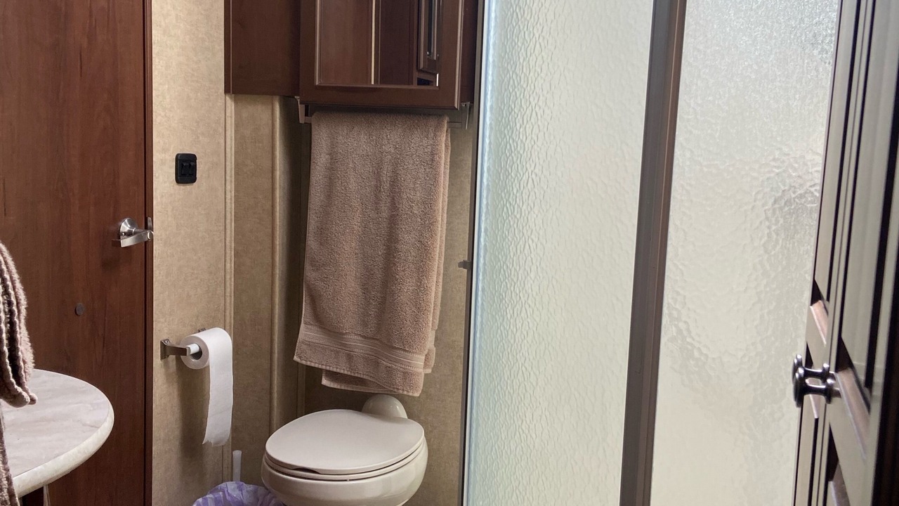 Photo of Bathroom in Lolo