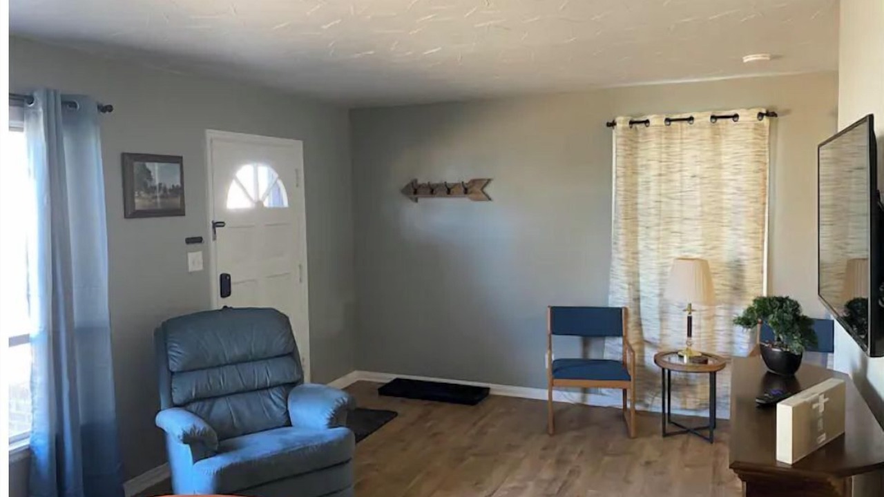 Photo of Livingroom in Powell