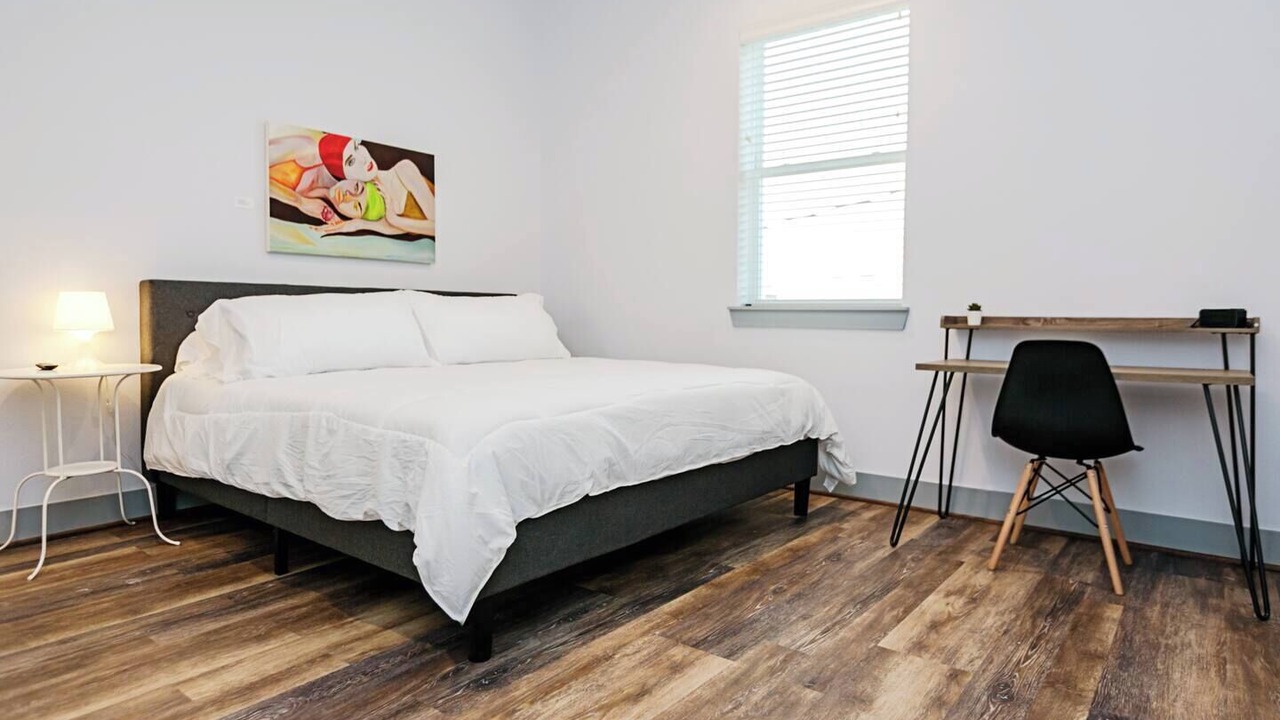 Photo of Bedroom in Washington Ave./ Memorial Park