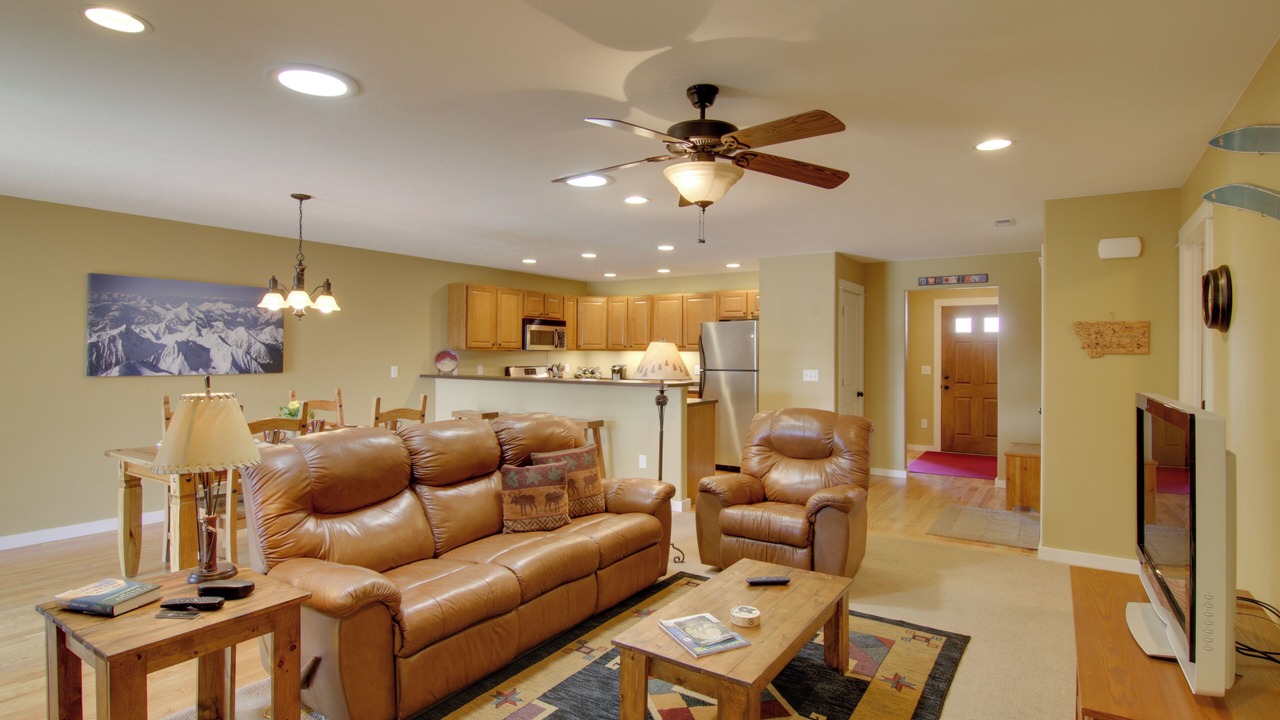 Photo of Livingroom in Four Corners