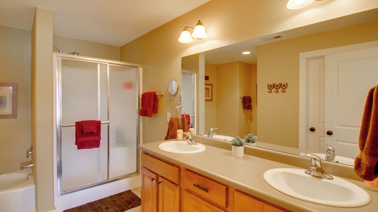 Photo of Bathroom in Four Corners