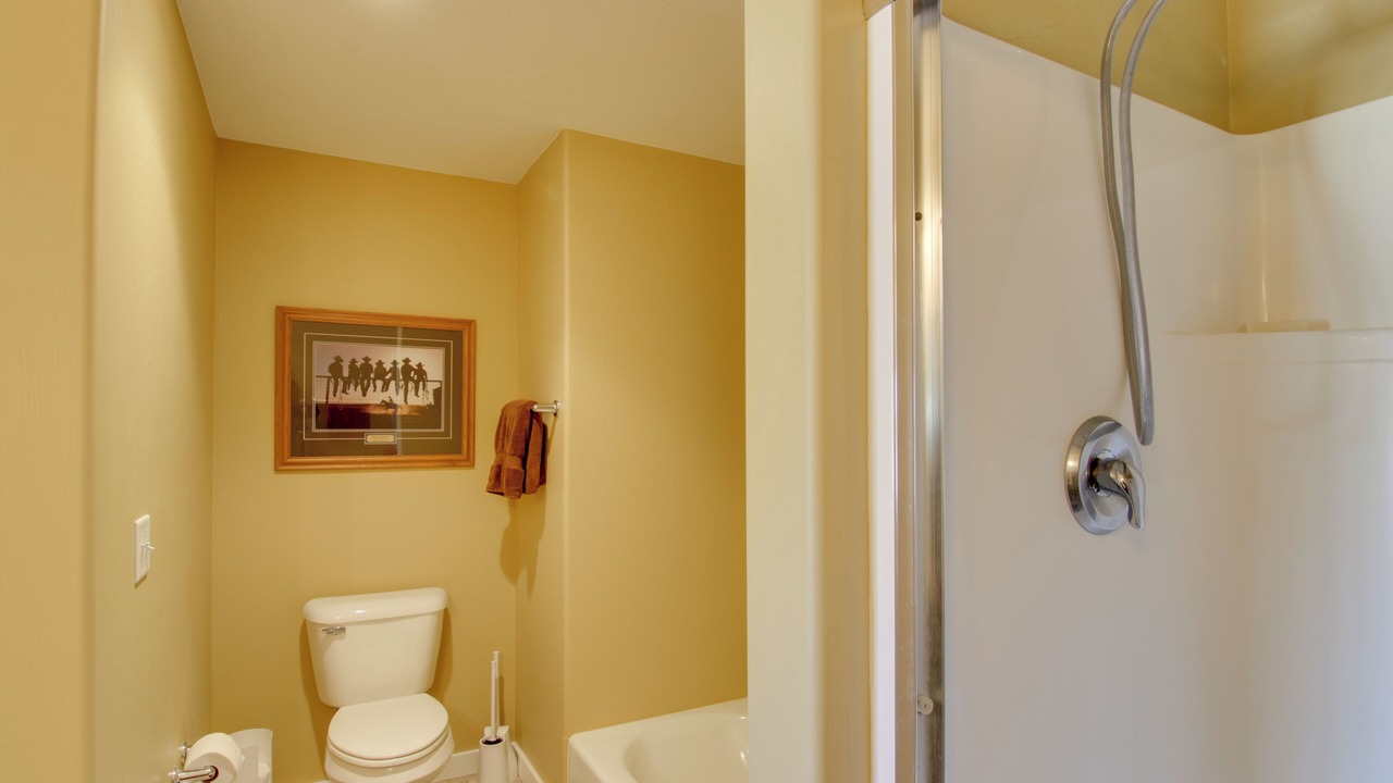 Photo of Bathroom in Four Corners