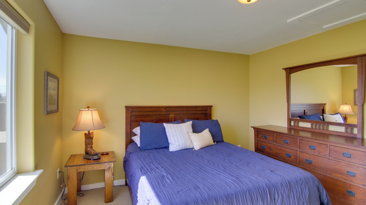Photo of Bedroom in Four Corners