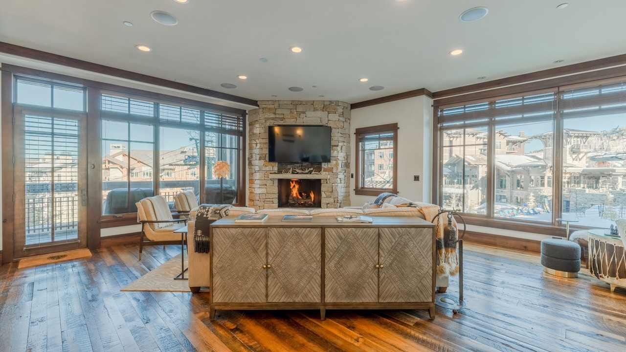 Photo of Livingroom in Empire Pass