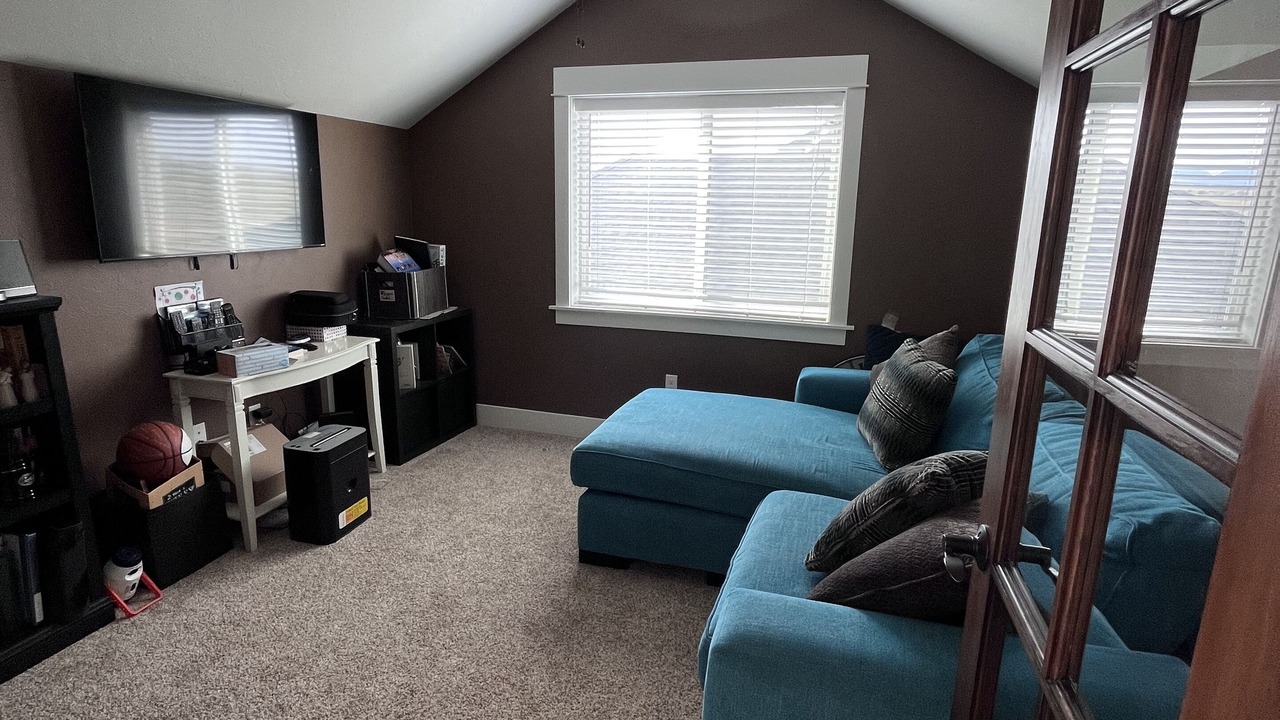Photo of Livingroom in Sheridan