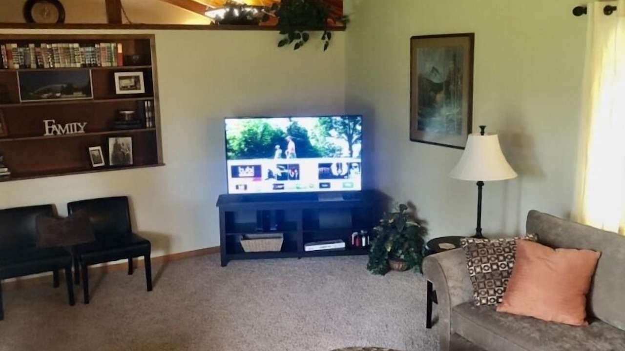 Photo of Bedroom in Dalton Gardens