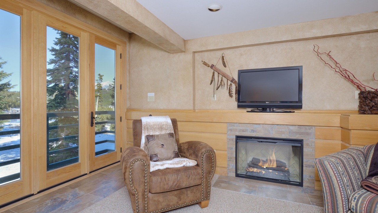 Photo of Livingroom in Big Sky