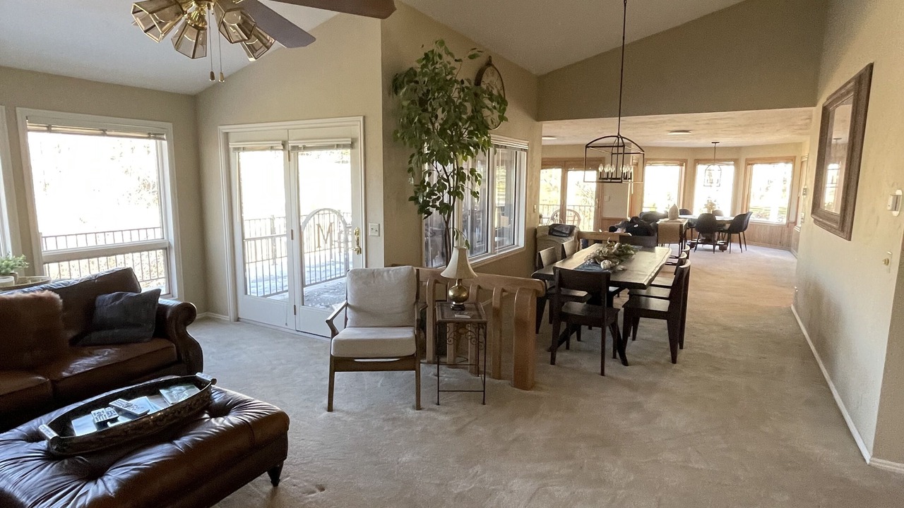 Photo of Livingroom in Star Valley Ranch