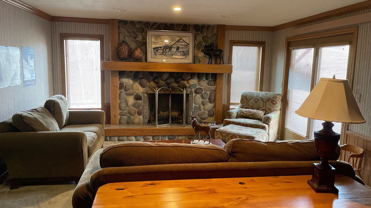 Photo of Livingroom in Star Valley Ranch