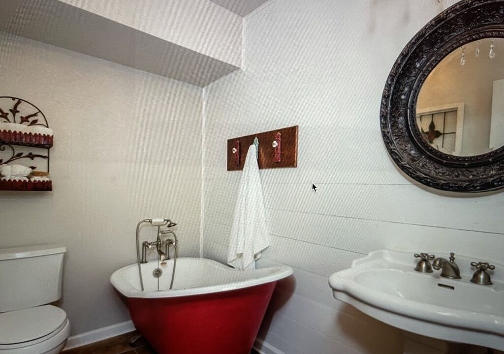 Photo of Bathroom in Simonton