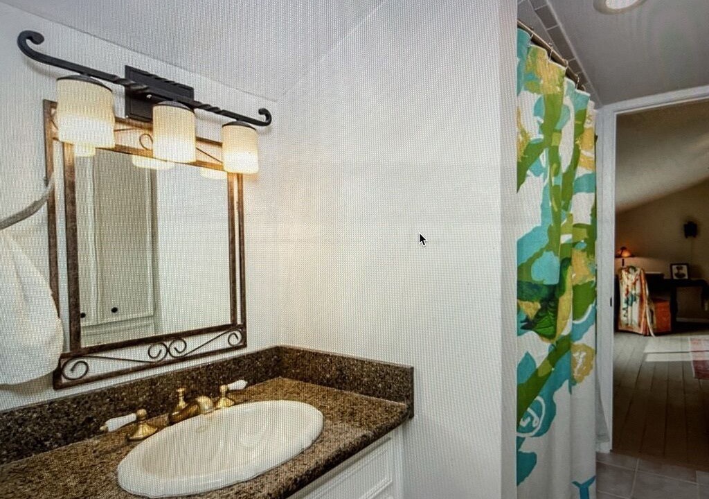 Photo of Bathroom in Simonton
