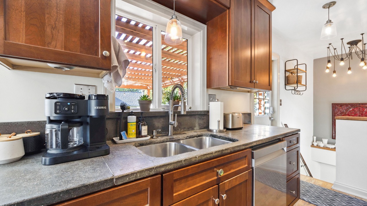 Photo of Kitchen in Veterans Park