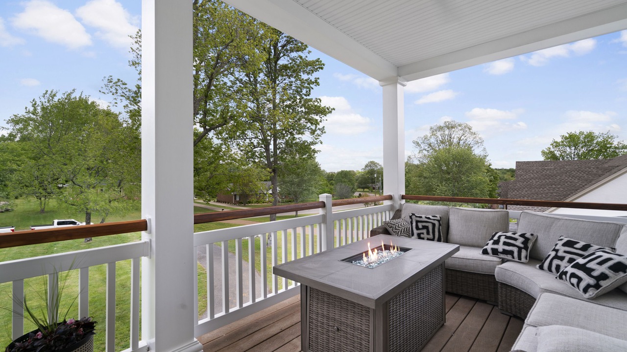 Photo of Patio Balcony in Gallatin