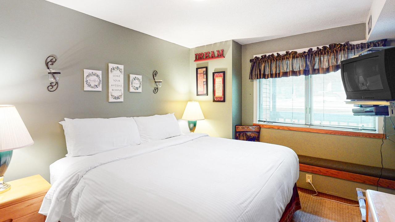 Photo of Bedroom in Ludlow