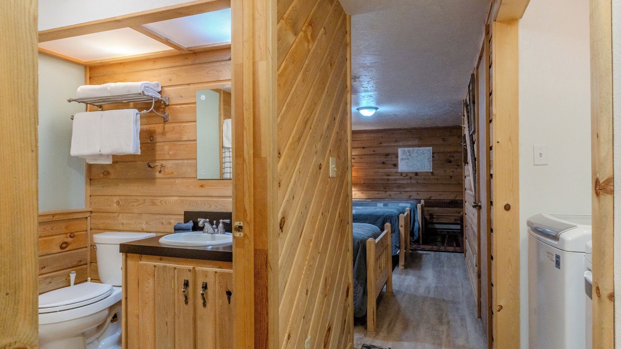 Photo of Bathroom in West Yellowstone