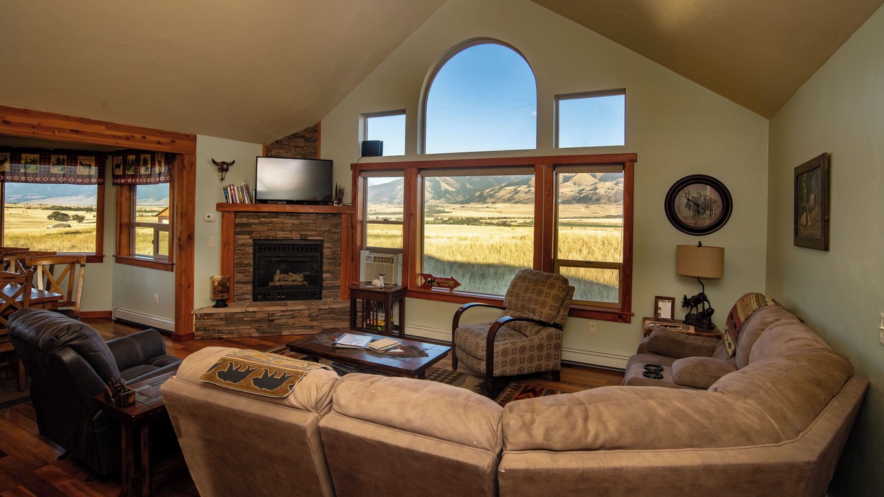 Photo of Livingroom in Emigrant