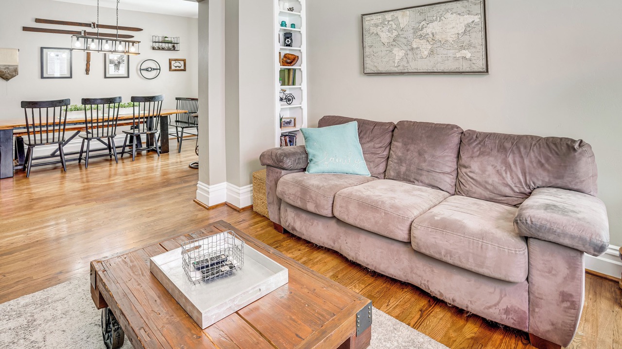 Photo of Livingroom in Paris