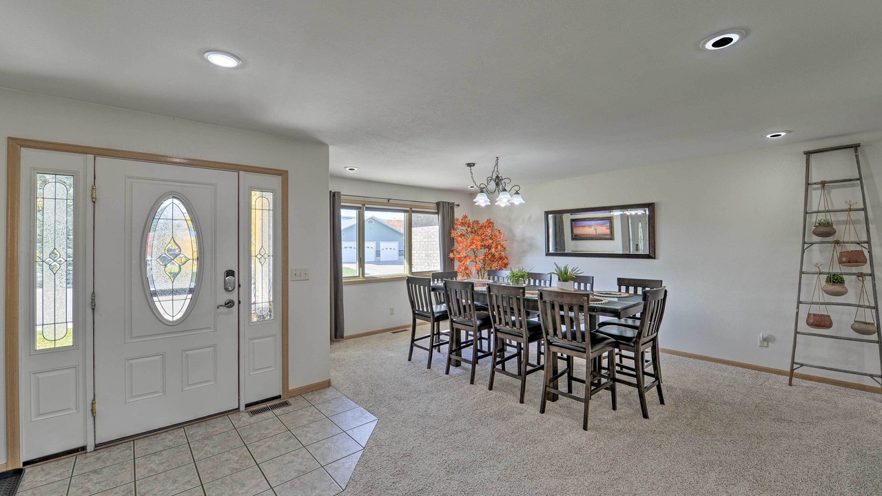 Photo of Bedroom in Lander
