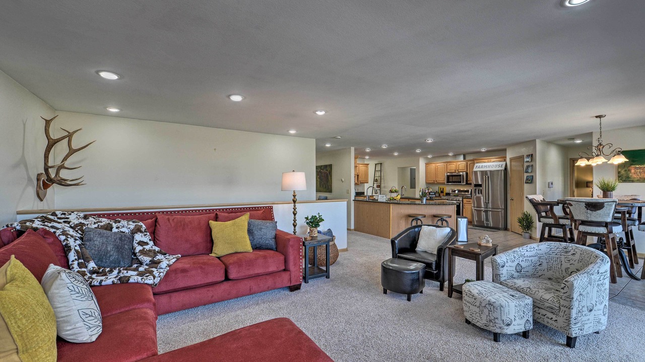 Photo of Livingroom in Lander