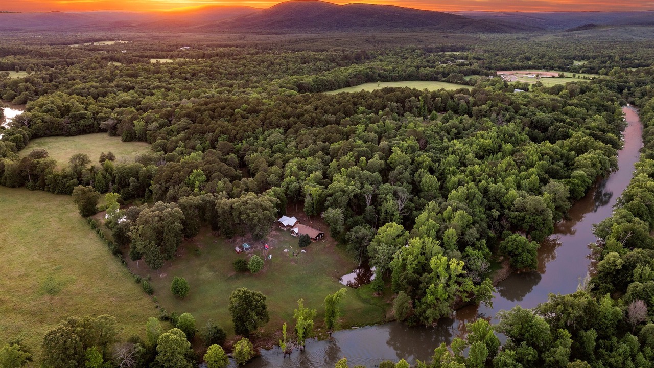 Photo of Outdoor in Pickens