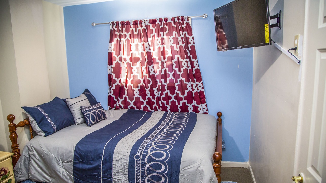 Photo of Bedroom in Detroit