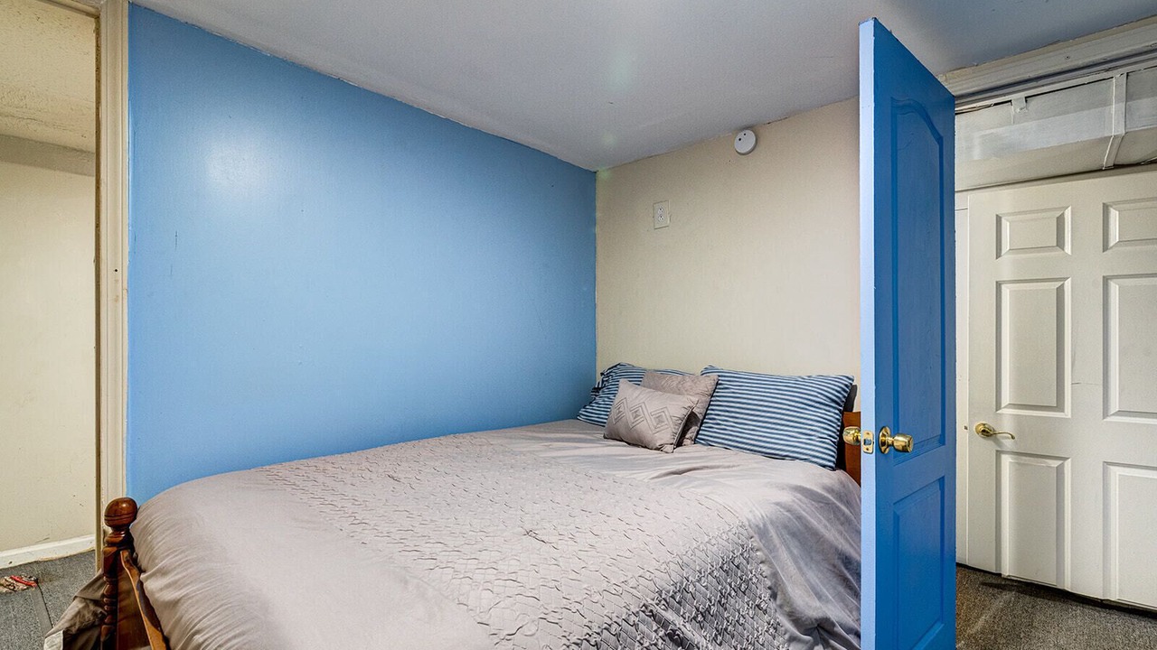 Photo of Bedroom in Detroit