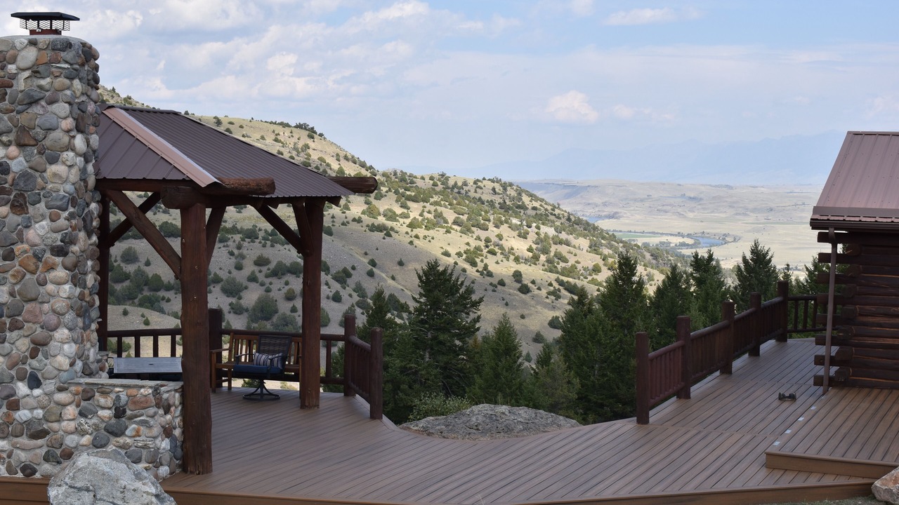 Photo of Patio Balcony in Emigrant