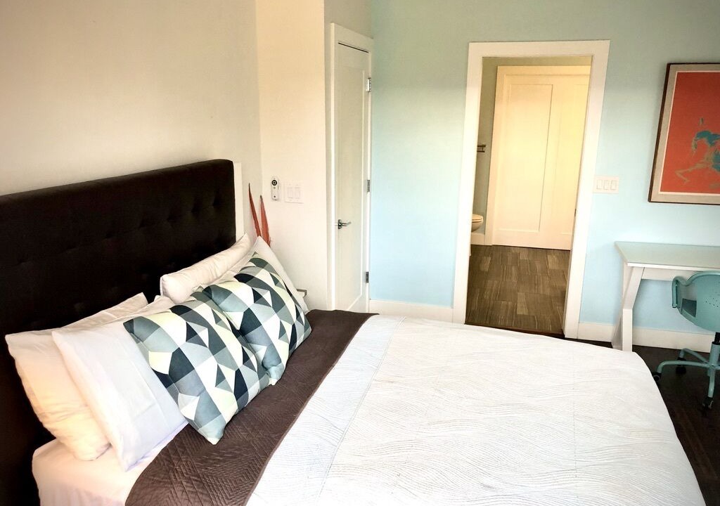 Photo of Bedroom in Olympus Cove