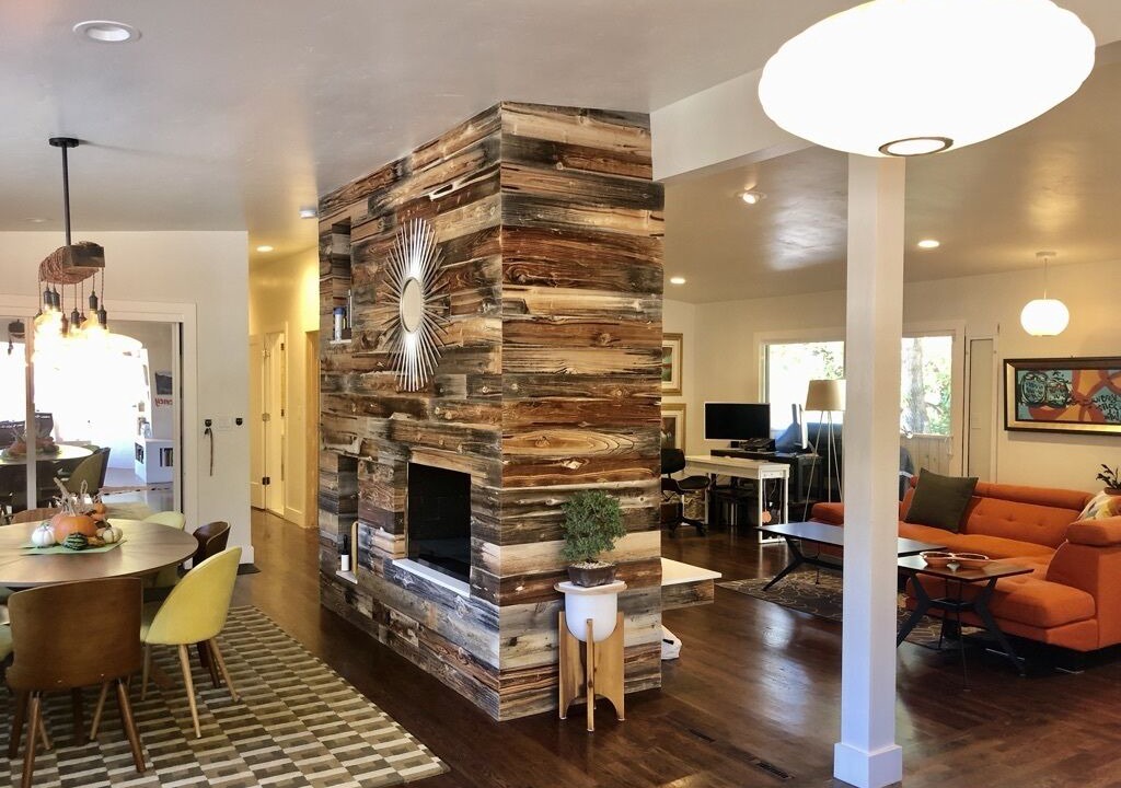 Photo of Livingroom in Olympus Cove