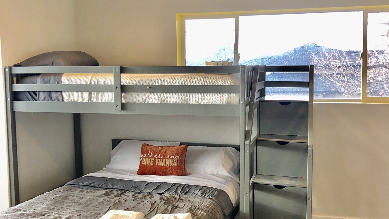 Photo of Bedroom in Olympus Cove