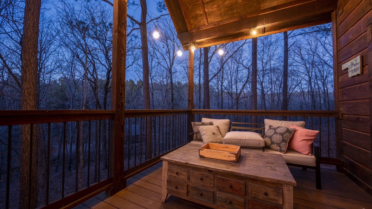 Photo of Patio Balcony in Broken Bow