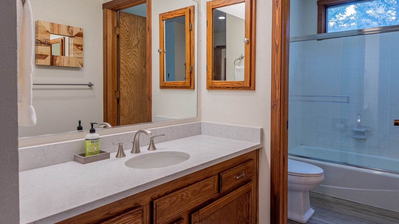 Photo of Bathroom in Elkhorn Village