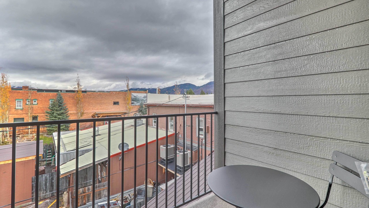 Photo of Patio Balcony in Columbia Falls
