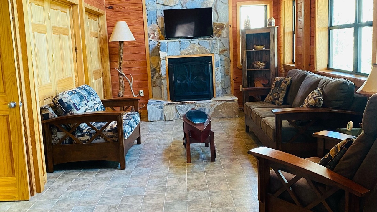 Photo of Livingroom in Appling County