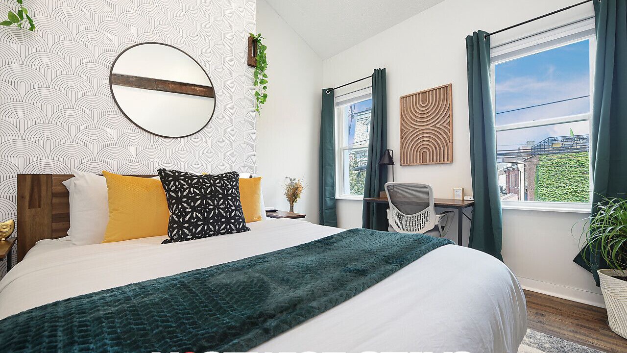 Photo of Bedroom in Lawrenceville