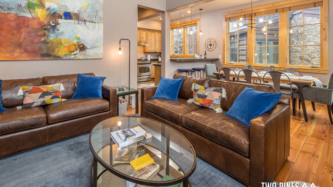 Photo of Livingroom in Big Sky