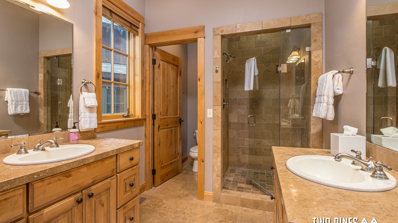 Photo of Bathroom in Big Sky