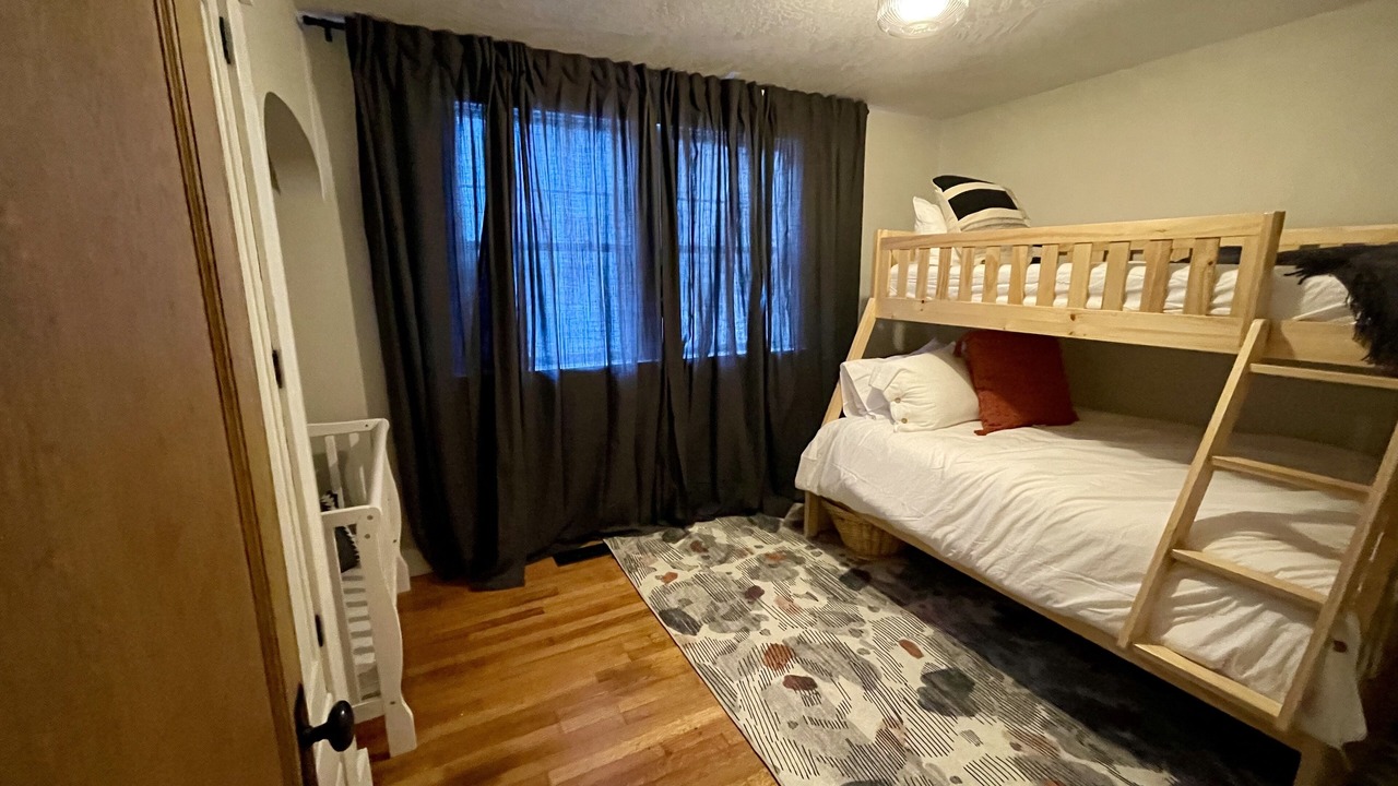 Photo of Bedroom in Wallace