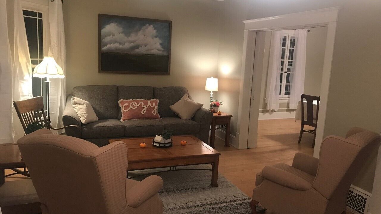 Photo of Livingroom in Mandan