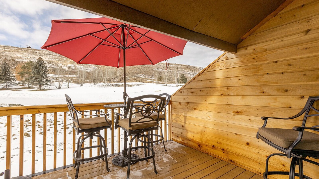 Photo of Outdoor in Elkhorn Village