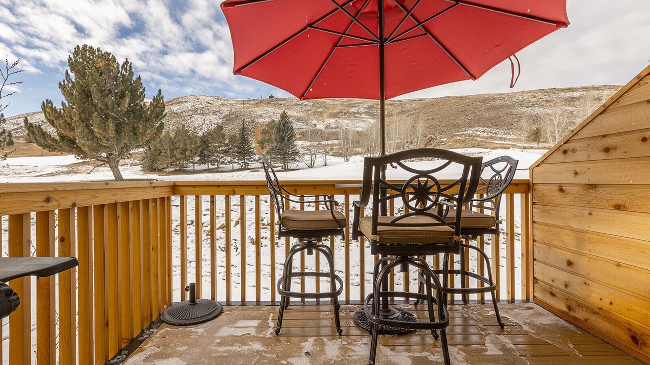 Photo of Outdoor in Elkhorn Village