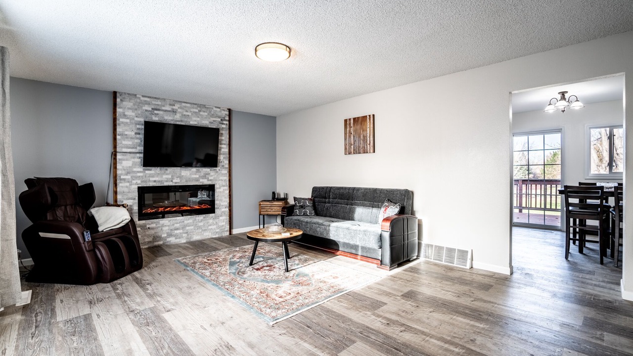 Photo of Livingroom in Lockwood
