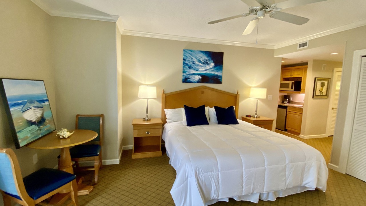 Photo of Bedroom in Arcadian Shores