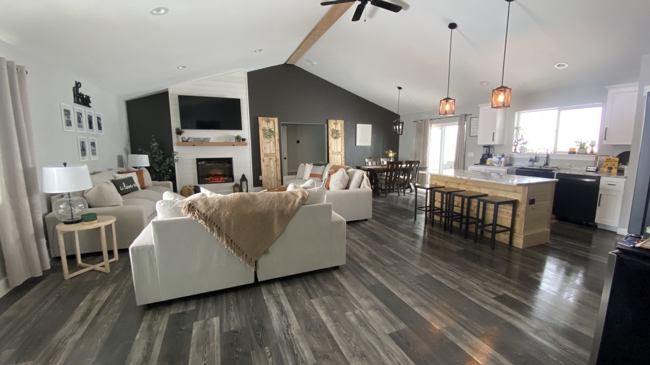 Photo of Livingroom in East Helena