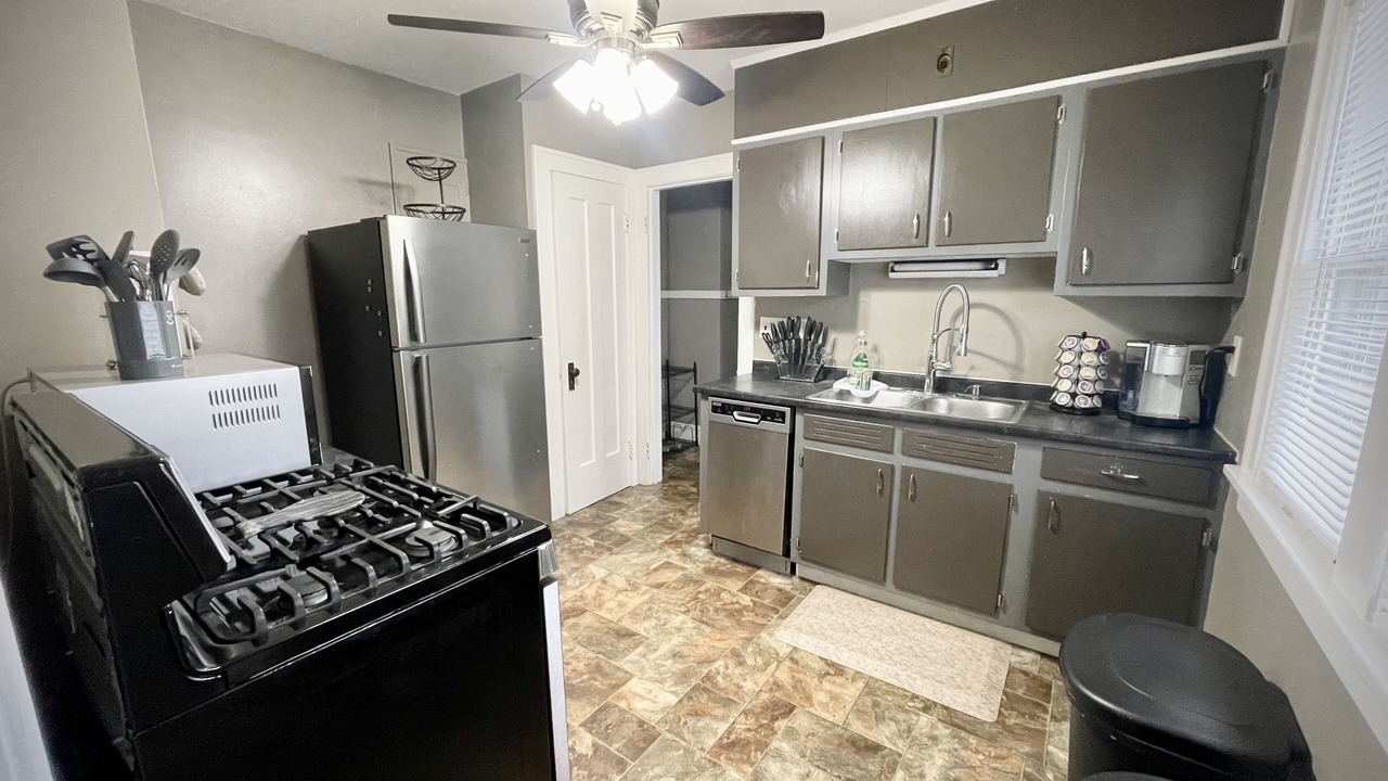 Photo of Kitchen in Old Brooklyn