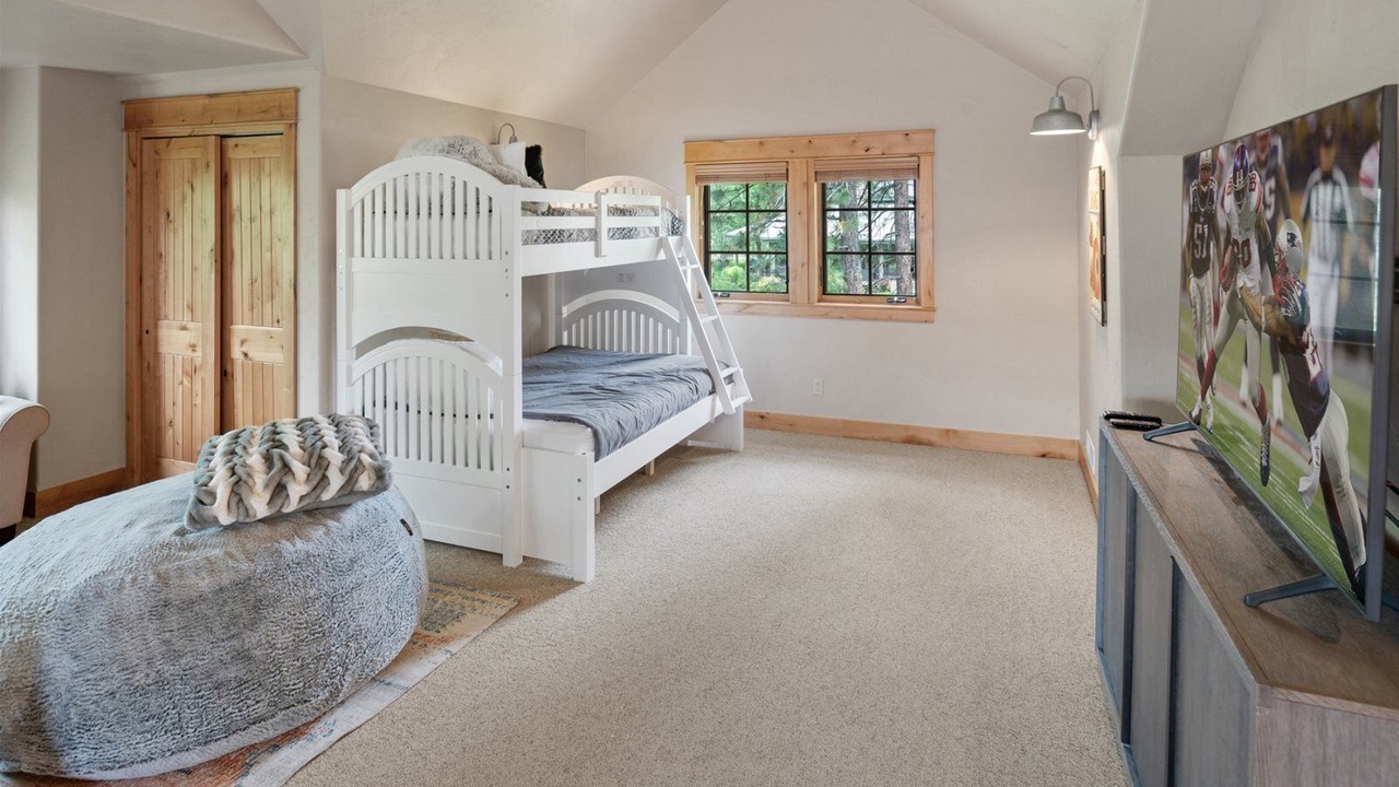 Photo of Bedroom in Dover Bay