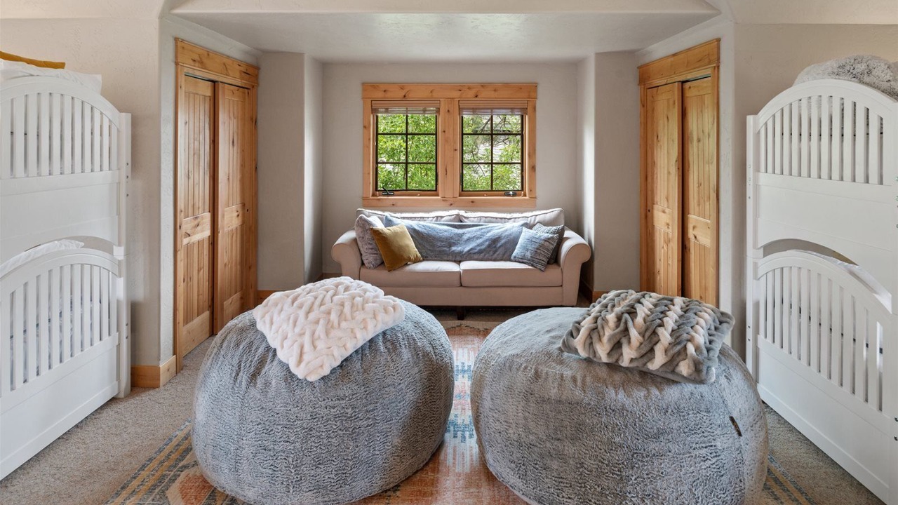Photo of Bedroom in Dover Bay